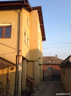 Spațiu de inchiriat 35 mp cu balcon si baie  Str. Lupeni, Sbiu - imagine 9