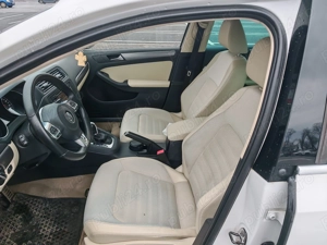 VW Jetta 1.4TSI 122CP DSG Highline - imagine 6