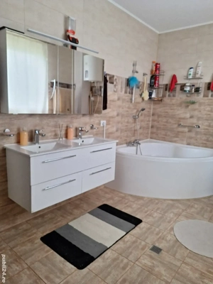 Proprietar. Vând vilă DP1M + teren 5.000m  intravilan  - imagine 8