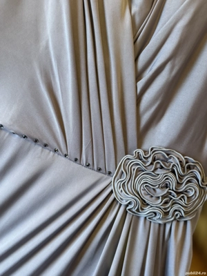 Vând rochie lungă de ocazie (roz prăfuit)