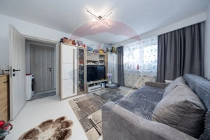 Apartament cu 3 camere de vânzare în zona Electroprecizia