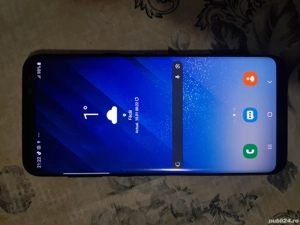 Vînd un Samsung Galaxy S8 plus în stare bună telefonul merge perfect singurul defect capacul de spat