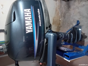 Vând  motoare  de barca