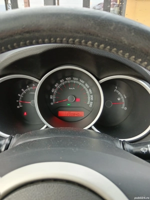 Kia venga  - imagine 5