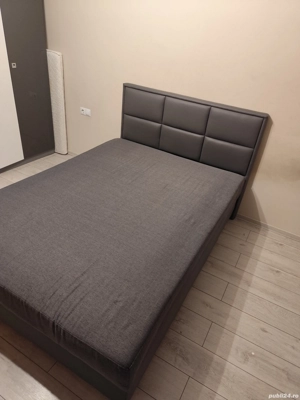 pat in stare foarte buna