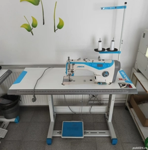 Masina de cusut liniara automata Jack A5