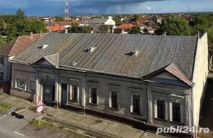 Clădire istorică de vânzare în centrul localității Halmeu