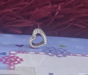 Charm Pandora inimă margelata.
