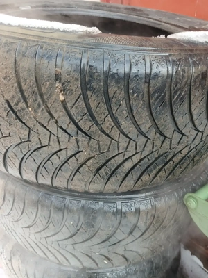 De vanzare anvelope - imagine 3