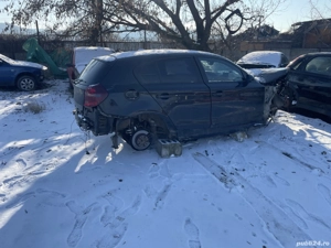 Dezmembrez BMW Seria 1 E87 LCI 116i 90kW 122CP an 2008 - imagine 3