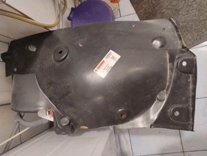 Carenaj roata dreapta fata Logan model 2 an 2021 - imagine 2