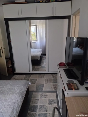 De vanzare apartament 3 camere - imagine 2