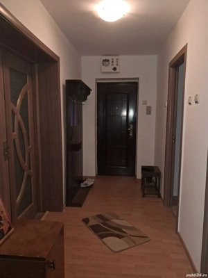 Proprietar închiriez apartament cu 3 camere decomandat si utilat cu centrala proprie!! Brazda lui No