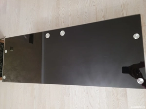 Masa din sticla neagra pentru televizor 