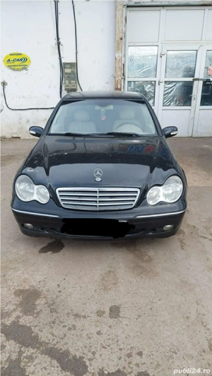 Mercedes c class w203 an 2004