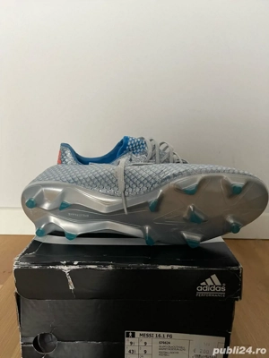 Ghete fotbal Adidas noi