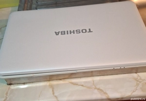 Vând laptop Toshiba Satellite