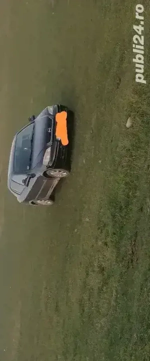 Vând mașină,pentru mai multe informaţii sunați la numărul de telefon  . 