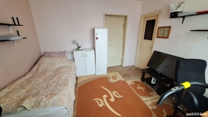 Ap. 2 camere, Materna