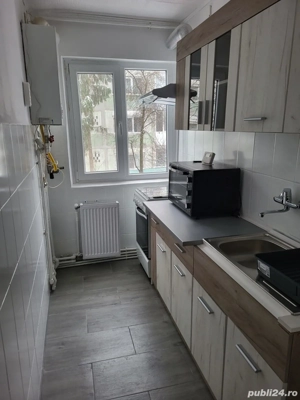 Proprietar inchiriez apartament 2 camere mobilat si utilat