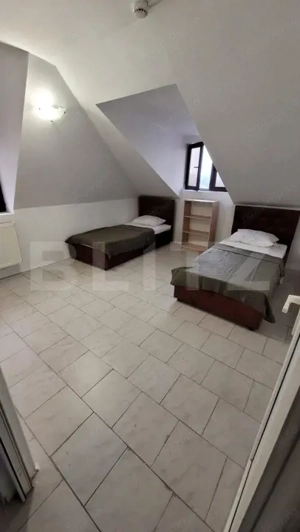 Casa 12 camere, 450 mp, zona Lipovei