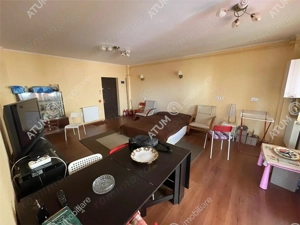 Apartament 2 camere decomandate birou balcon loc parcare Sibiu - imagine 2