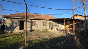 Casă cu teren 491 mp în Vălenii de Munte - imagine 3