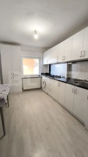 Apartament 4 camere, 85 mp, zona Burdujeni
