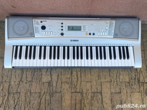 orga electronica Yamaha PSR-E313 - imagine 4