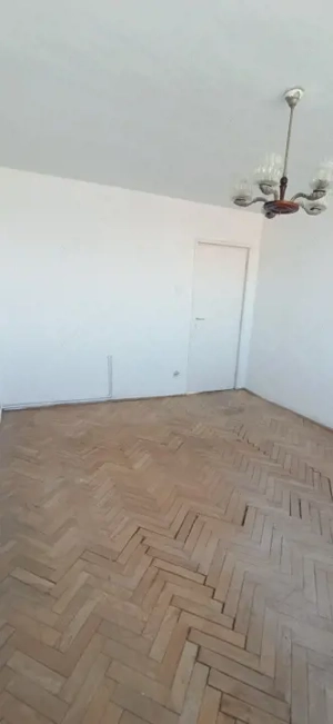 Apartament 2 camere, 45mp + 8mp balcon, etaj 5/10, zona Dambovita - imagine 2