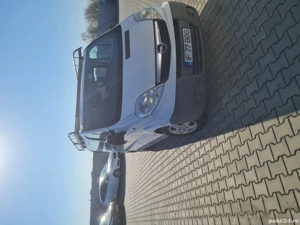 Opel Vivaro 2011 luna a12a