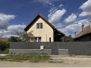 Casa Singur in Curte 160 mp teren 1600 mp