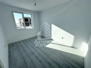 Apartament cu 2 camere decomandat bucatarie inchisa in zona Planetelor - imagine 9