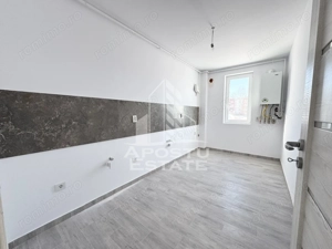 Apartament cu 2 camere decomandat bucatarie inchisa in zona Planetelor - imagine 3