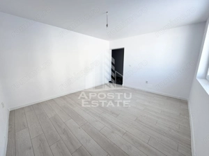 Apartament cu 2 camere decomandat bucatarie inchisa in zona Planetelor - imagine 6