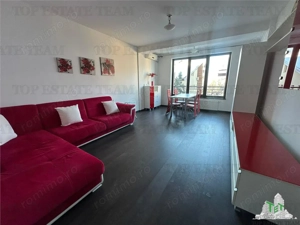 Apartament 3 camere cu loc de parcare, scoala 179 in zona Damaroaia