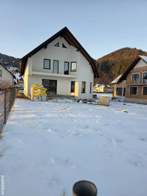Casă la gri de vânzare   Falcău, Brodina, 303 mp, teren 1300 mp