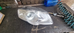 Vand far dreapta vw passat 