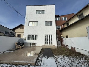 Spatiu Comercial/Birouri, 7 Camere, zona centrala, Ploiești