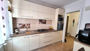 4 camere decomandate, zona Calea Floresti