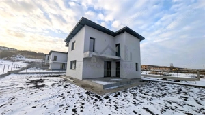 Vila 4 camere Valea Lupului | Toate utilitatile | Canalizare | Teren 580 mp | La cheie