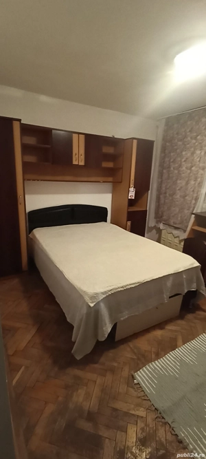 închiriez garsonieră