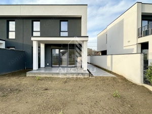 Jumatate de duplex cu 5 camere, finalizat, Dumbravita