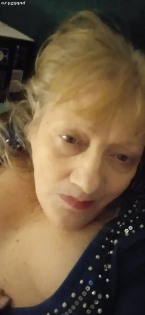 Companie senzuala si  masaj erotic