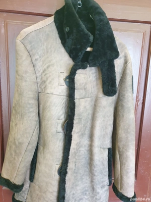 vand haina de blana pentru barbati marca Avirex SUA