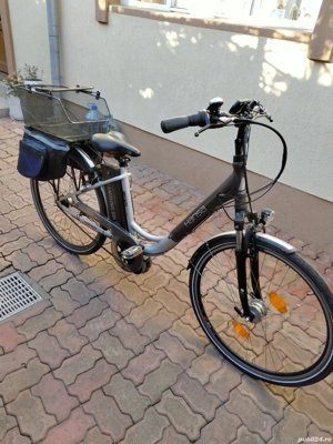 bicicleta asistată electric 
