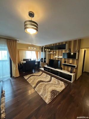 De vanzare 4 camere ultracentral utilat și mobilat