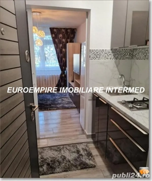 Garsoniera semidecomandata , Zona Cet 