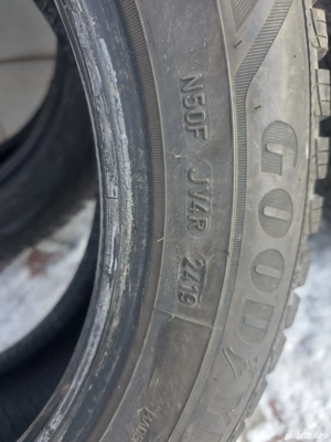 Anvelope iarna 205 55 16 