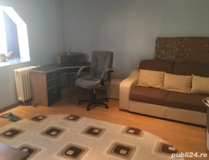 Proprietar închiriez apartament cu o camera 